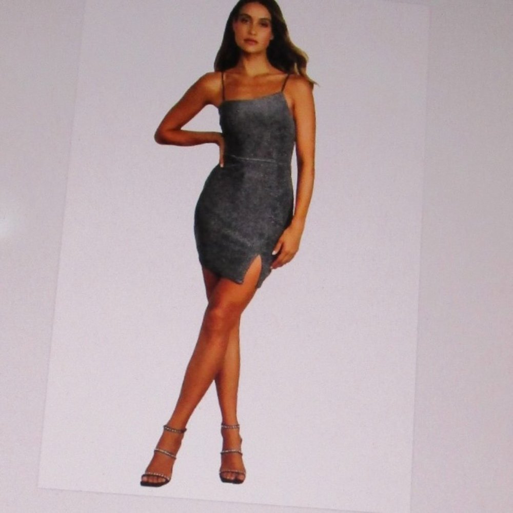 LULUS SILVER SPARKLY MINI DRESS SZ M NWT